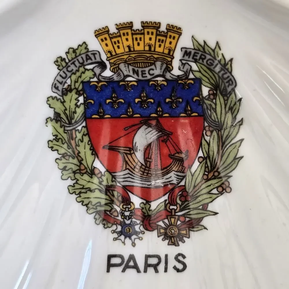 Vintage Limoges Porcelain Sea Shell Trinket Dish Paris Coat of Arms Heritage